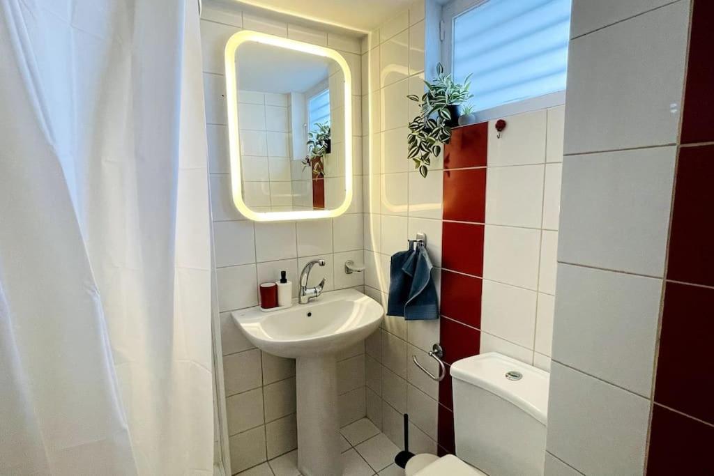 Cybele Apt Downtown Apartment Volos Ngoại thất bức ảnh