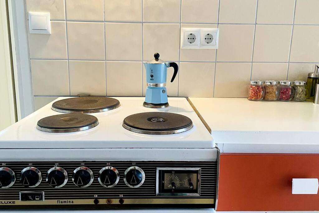 Cybele Apt Downtown Apartment Volos Ngoại thất bức ảnh